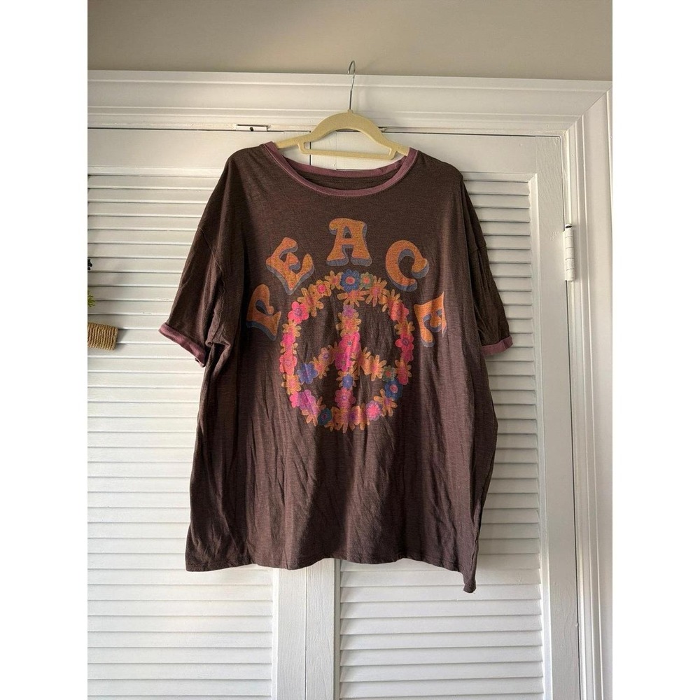 Natural Life oversized ringer graphic tee with a floral peace women's L - Picture 1 of 3